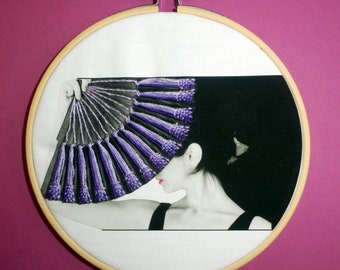 Embroidered photo "Flamenco violet", handmade unique, 14 cm, embroidery frame