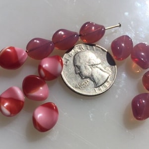 Perles de verre tchèques vintage, ovales torsadés 9 x 12 mm (6)