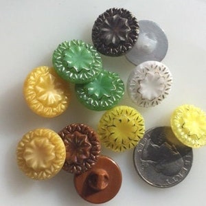 Vintage Czech Glass Buttons -- 3/4&quot; Floral Starburst (7)