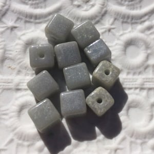 Vintage Czechoslovakian Glass Beads -- 8 mm -- Iridescent Gray Cubes (8)