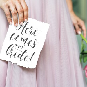 Here Comes The Bride Sign: Minimalist Wedding Decor (Digital Download)