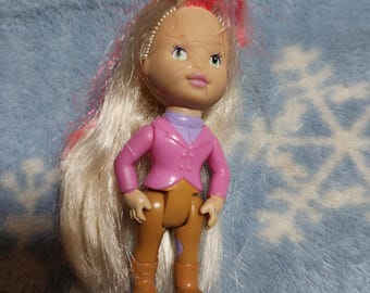 Emily de la fiesta sorpresa de ponis de Miss Party