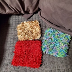 Hand crocket  dish scrubbies