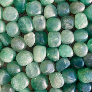 Green Fluorite Tumble Rocks, Green Fluorite Quartz Pocket  Stone, Crystal Tumble Rocks, High Quality.