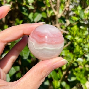 40mm Onyx Crysyal Sphere, Crystal Psnere, Onyx, Onyx Crystal, Red Onyx, Onyx Crystal Ball, Onyx Gemstone