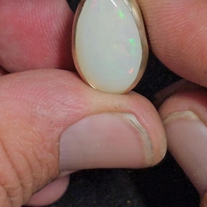 7.5ct Ethiopian Welo Opal set in silver.