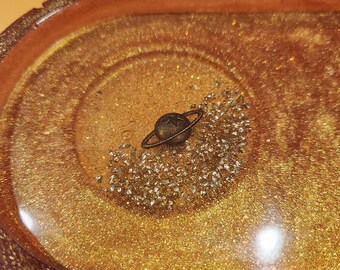Golden Glitter Jewelry Tray: Saturn Charm, Sparkly Organizer