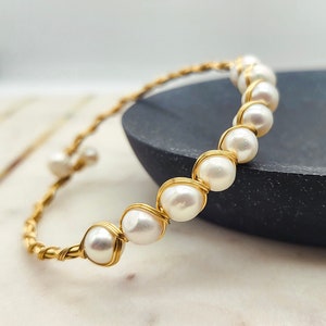 Bracelet de perles agitées fait main en plaqué or 14 carats, bracelet de perles naturelles, pierres précieuses apaisantes pour femmes, bracelet en cristal réglable pour l&#39;anxiété