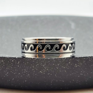 Spinner Ring Sea Wave Anxiety Ring voor mannen en vrouwen, Zilveren Fidget Ring helpen zorgen Stress ADHD, Roterende Spin Ring 8 mm