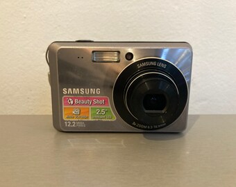 Samsung ES63 Gray Digicam, Working Digital Camera