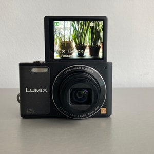 Panasonic Lumix DMC-SZ10 Black Digital Camera Box image 1