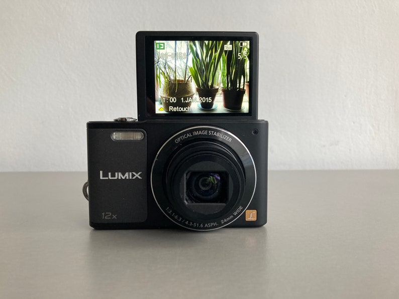 Panasonic Lumix DMC-SZ10 Black Digital Camera Box image 1