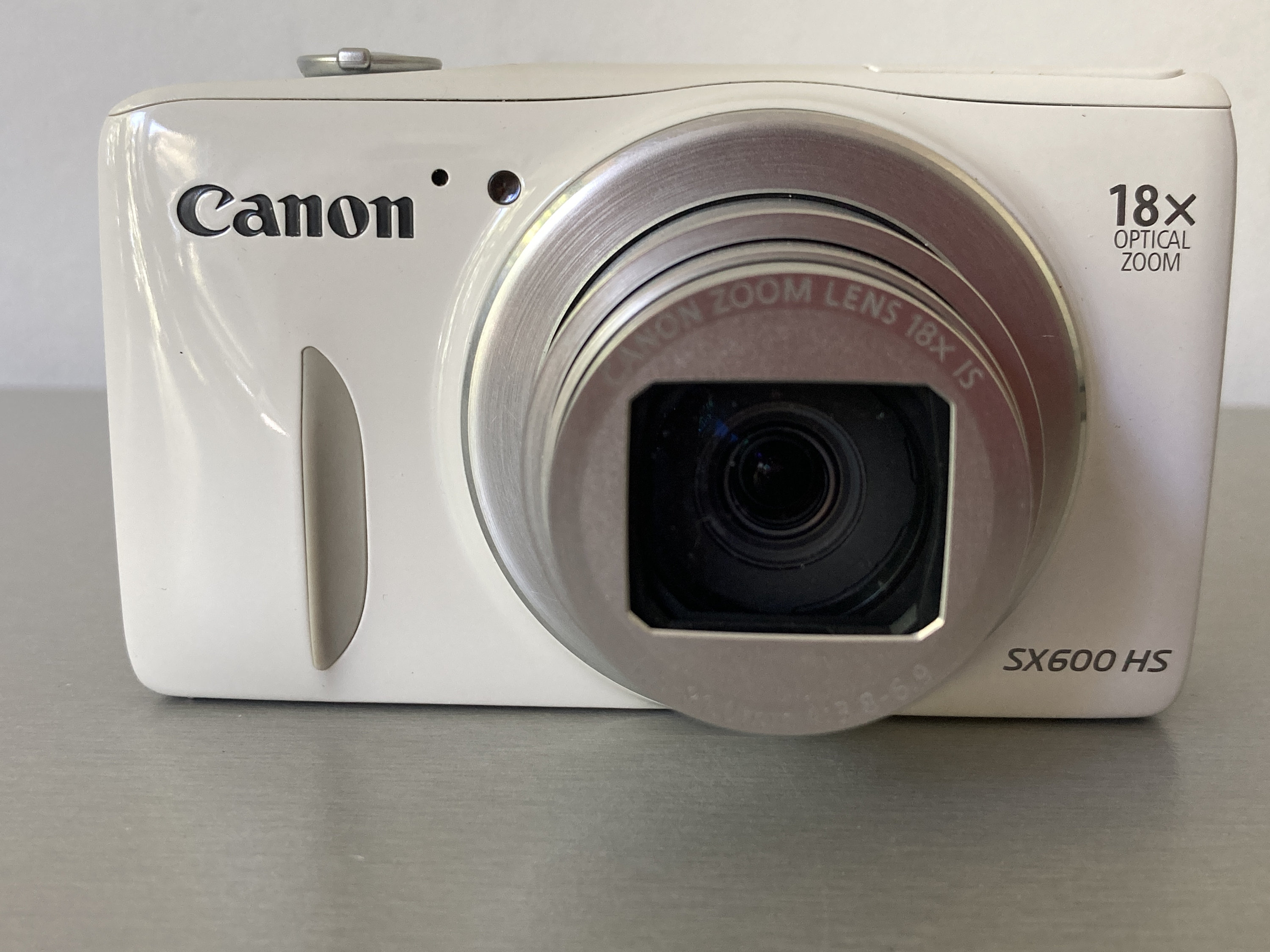 Canon Powershot SX600 HS White | 20 MP | Tested + Working | With 