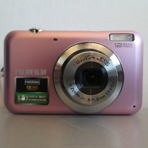 Fujifilm Finepix JV100 Pink Digital Camera