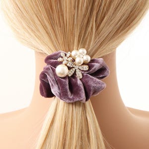 Velvet Scrunchies Small Scrunchie with Pearl Hair Scrunchies for Thin Hair Handmade Ponytail Holder Cute Hair Accessories Gifts for Her