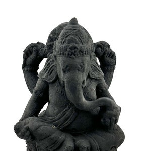 Ganesha Black Volcanic Statue imagem 1