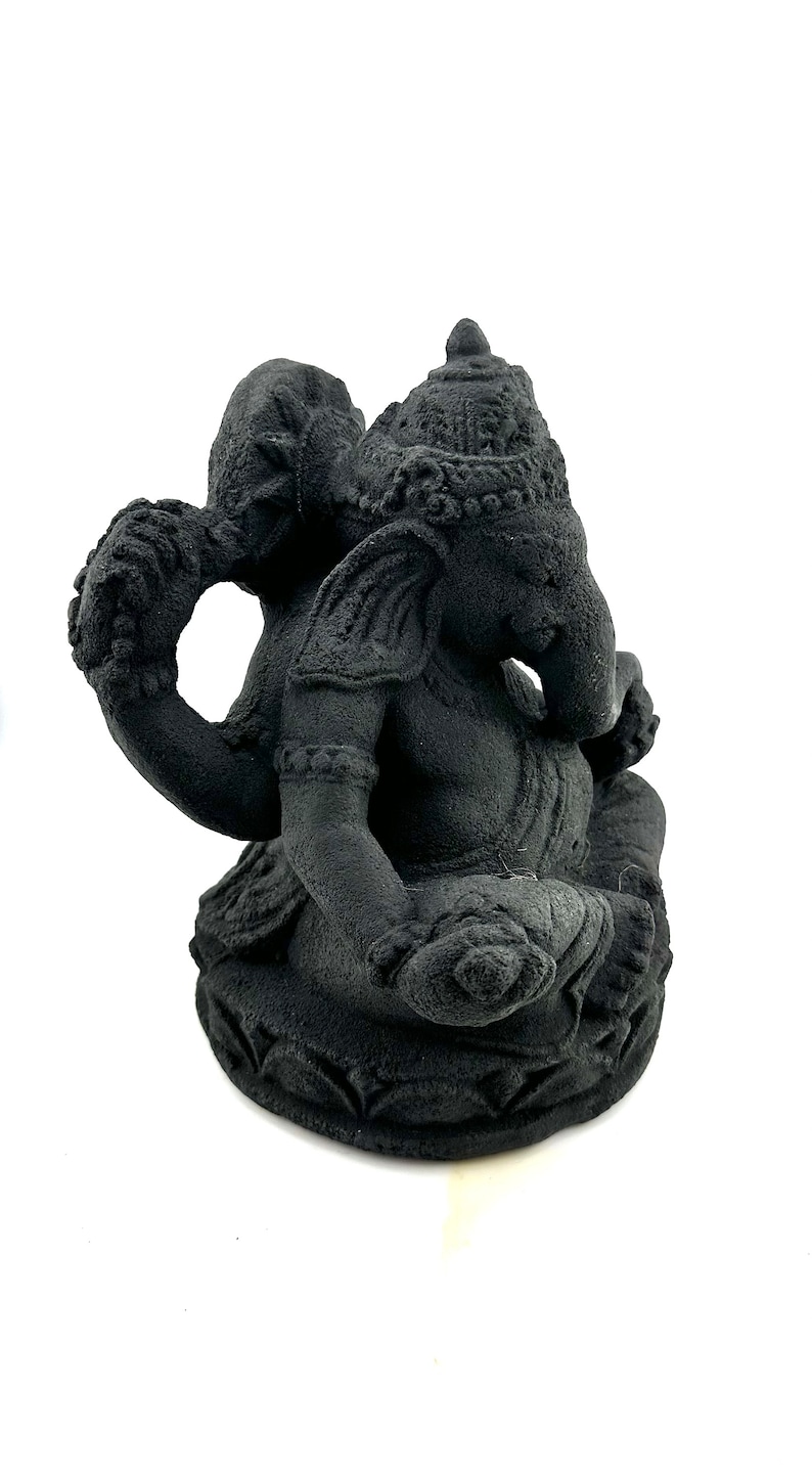 Ganesha Black Volcanic Statue imagem 2