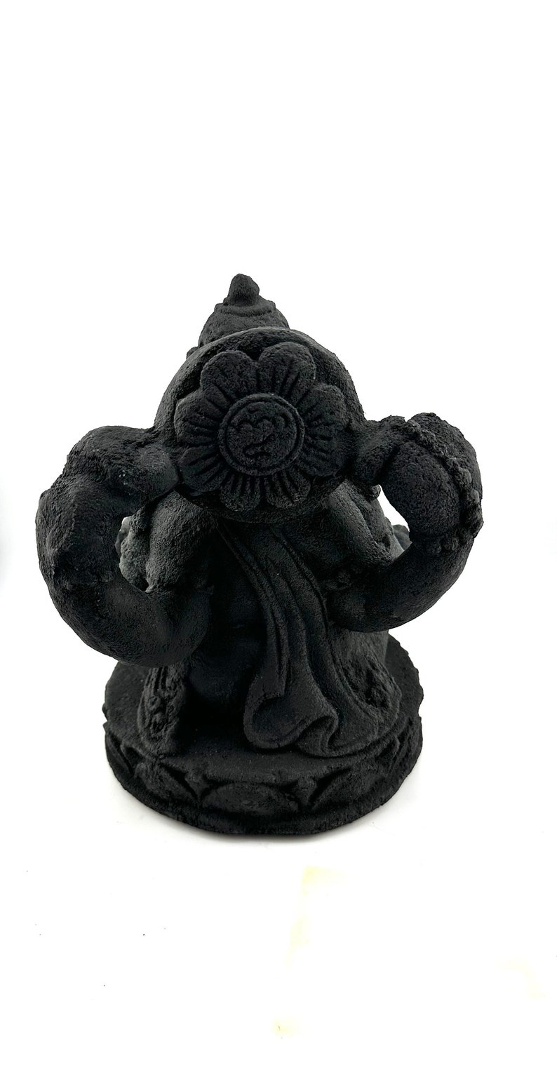 Ganesha Black Volcanic Statue imagem 3