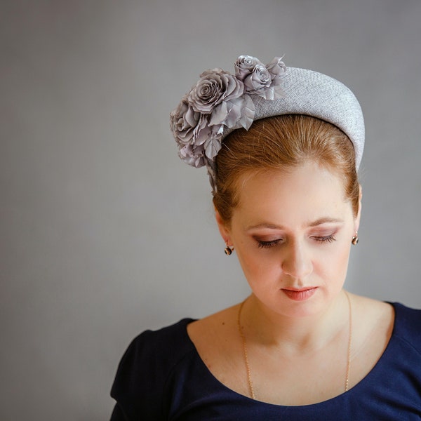 Silver fascinator hat for women, floral padded headband for wedding guest, floral head piece, silver halo headpiece Kate Middleton style