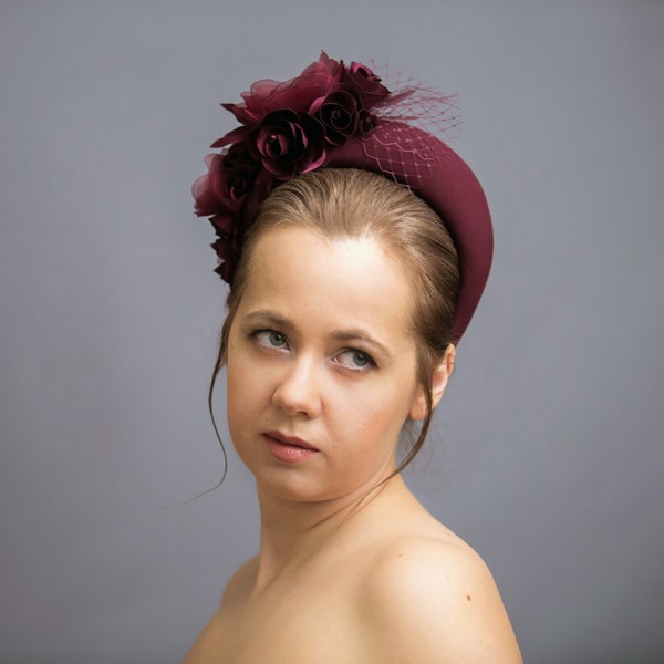 Fascinator Hüte für Frauen inspiriert von Kate Middelton, Hochzeit Blüten Kopfschmuck, Kentucky Derby Hüte für Hochzeit, Gastgeschenk Haarband