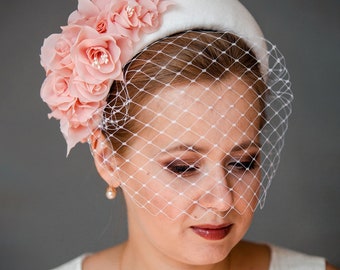 Birdcage veil fascinator for wedding, floral headband for wedding, floral bridal headpiece, fascinator halo headband for wedding guest