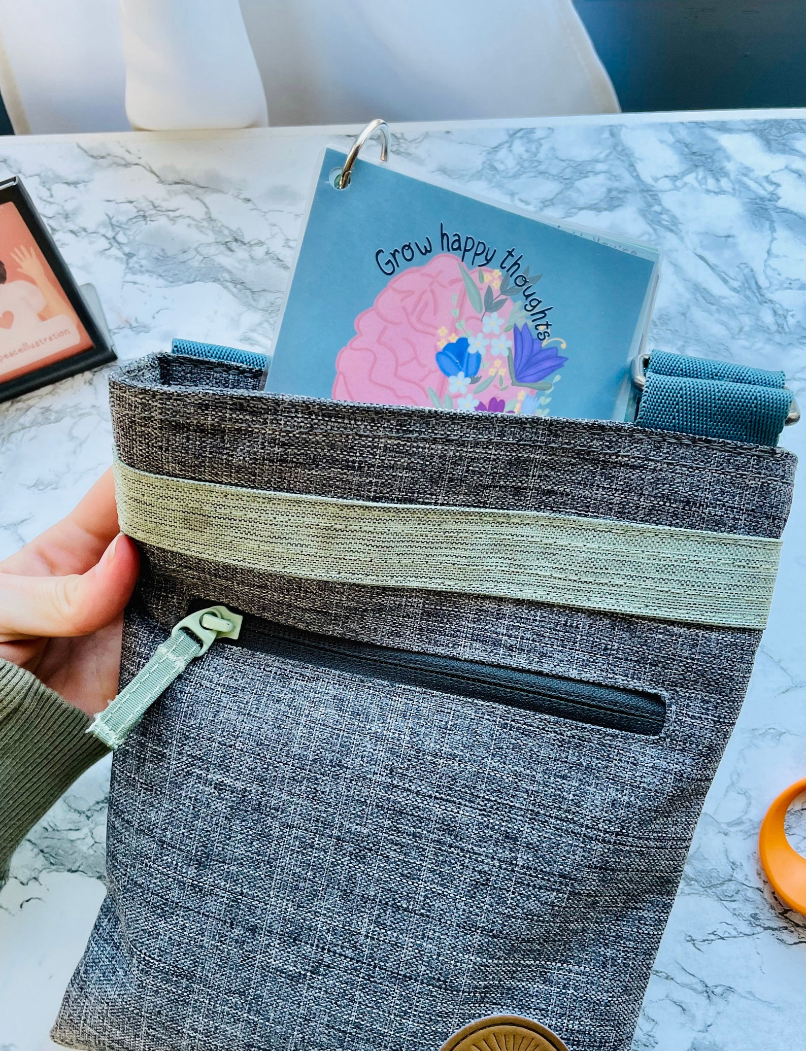 Illustrated Inspirational Flip Book 4x4 Flipbook to Travel Etsy