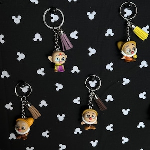 Snow White Doorable Keychains