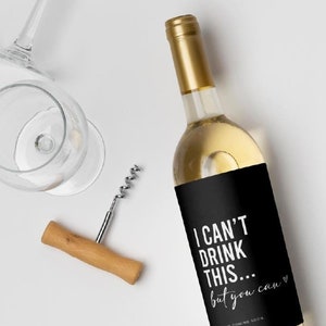 Etiqueta de vino para anunciar el nacimiento de un bebé: una idea original para revelar el embarazo. Regalo para futuros abuelos.