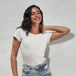 Soft & Luxurious Organic Pima Cotton T-Shirt - Women&#39;s
