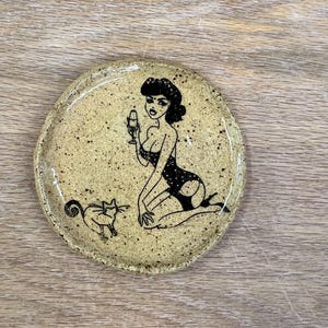 Pin-up Girl Ring Dish (small)