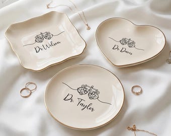 Personalized Optometrist Gift | Optometry Graduation Present | Custom Eye Doctor Ring Dish |Medical Professional Jewelry Holder (DK-34)