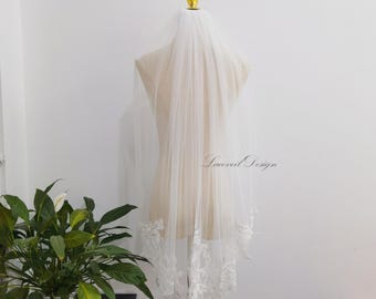 Sparkling Beaded Flowery Lace Wedding Veil, Sequined Short Fingertip Veil