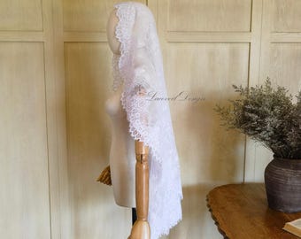 Bläulich-weißer Fingerspitze Mantilla Brautschleier, Chantilly Wimpern Brautschleier