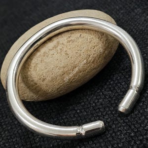 Thick Heavy Silver Bangle, 925 Sterling Silver Bangle, Chunky Silver Bracelet, Adjustable Bangle , Handmade Bangle , Gift For Her