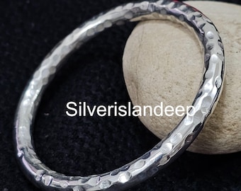 925 Silver Hammered Bangle - 7mm 925 Silver Hammered Bangle - 7mm