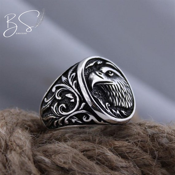 Men's Sterling Silver Eagle Head Ring - Jewelry1000.com
