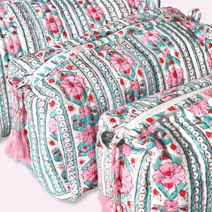 Niedliche feminine Kulturtasche 3er-Set Handblockdruck Kulturbeutel Floral rosa & grün weiche Kosmetiktasche für Mädchen Kleine Innentaschen