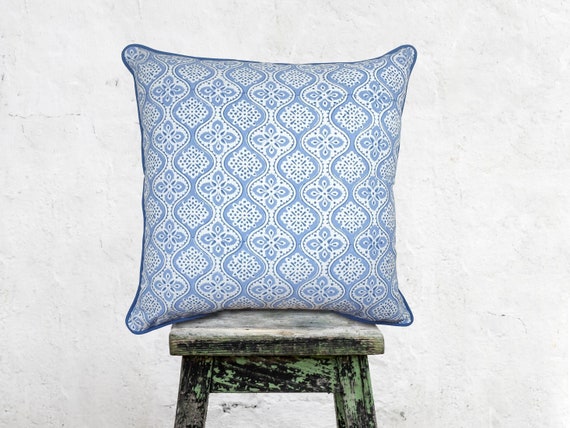 50 x 50 cm Zippered Cushion 50 x 50 cm Zippered Cushion