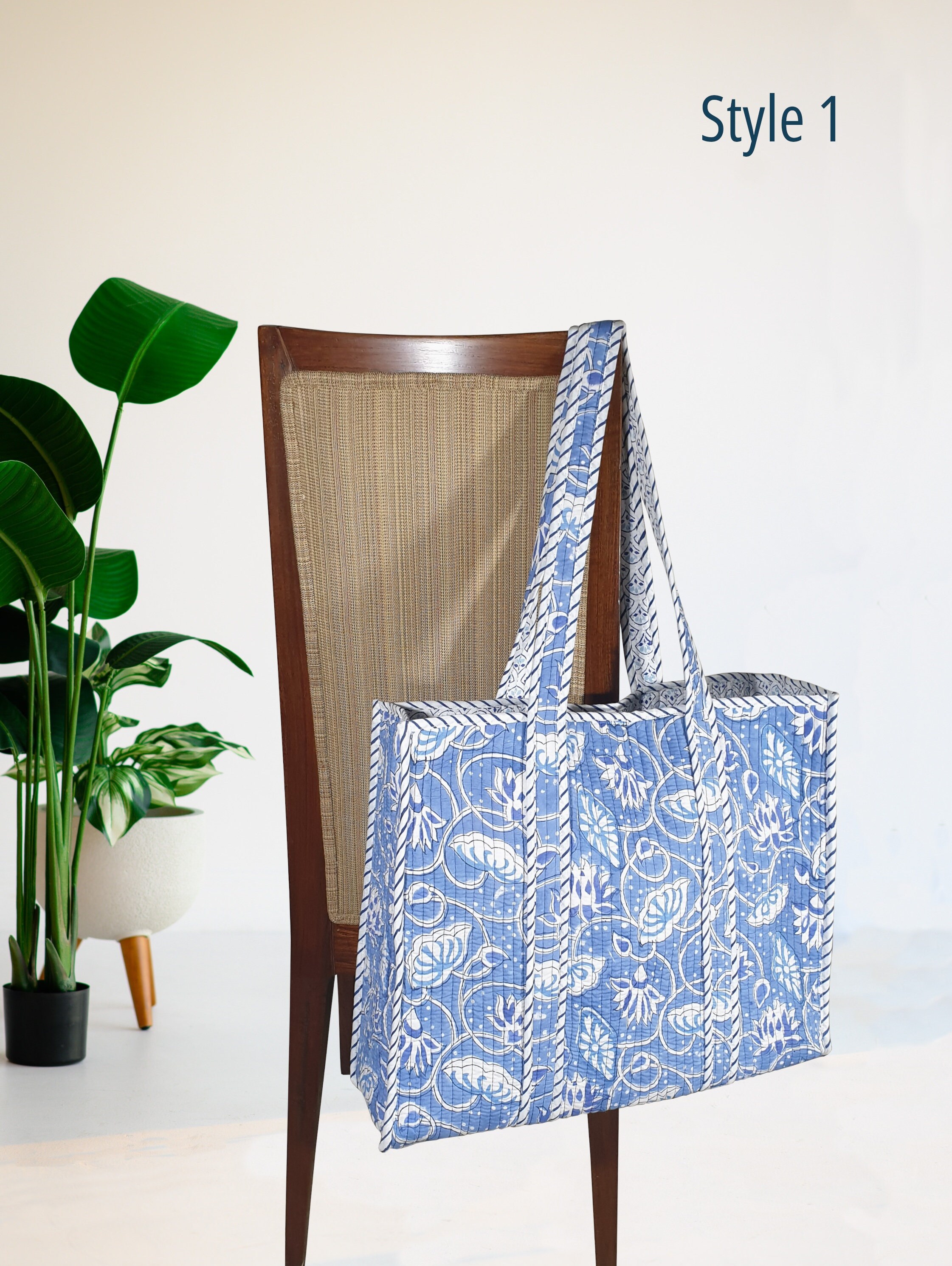 ★TOUT Y EST★ QUILTING POCKET BAGblack 20WT_1D_41 bag series: zip top tote