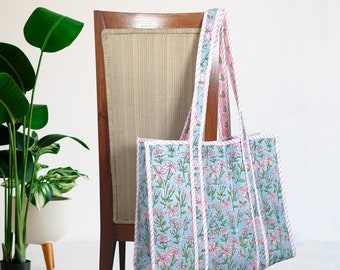 ★TOUT Y EST★ ANC QUILTING BIG BAG_GREEN Green Lyle Quilted Tote Bag | WHISTLES | Whistles US |