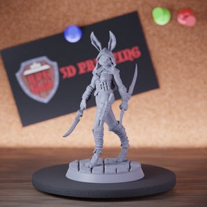 Female Rabbitfolk Miniature Rogue Assassin Mini Dungeons and Dragons Mini RPG Tabletop Miniature DnD Painting Pathfinder 5e DnD | GM