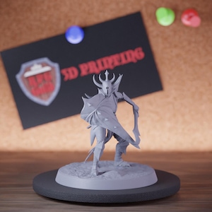 Drow Infantry Miniature Shield Spiked Sword Mini Dungeons and Dragons Mini RPG Tabletop Miniature DnD Painting Pathfinder 5e DnD | Lop