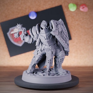 Holy Knight Miniature Warrior Mini Dungeons and Dragons RPG Tabletop Miniature DnD Painting Pathfinder 5e DnD | CnP