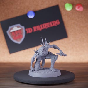 Savage Ghoul Zombie Miniature Track Mini Dungeons and Dragons Mini RPG Tabletop Miniature DnD Painting Pathfinder 5e DnD | Lop