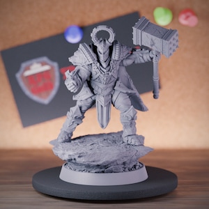 Paladin Miniature Cleric Warrior Mini Dungeons and Dragons Mini RPG Tabletop Miniature DnD Painting Pathfinder 5e DnD | DB
