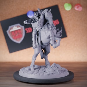 Female Warrior Miniature Morgana Dungeons and Dragons Mini RPG Tabletop Miniature DnD Painting Pathfinder 5e DnD | AG
