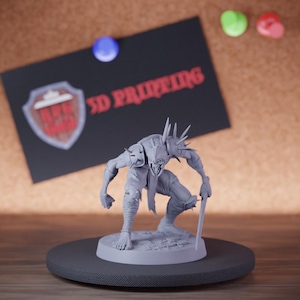 Ghoul Undead Zombie Miniature Sneaking Mini Dungeons and Dragons Mini RPG Tabletop Miniature DnD Painting Pathfinder 5e DnD | Lop