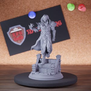 Aristocrat Wizard Miniature Noble Sorcerer Mini Dungeons and Dragons Mini RPG Tabletop Miniature DnD Painting Pathfinder 5e DnD | DmS
