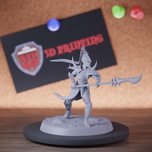 Drow Infantry Miniature Glaive Charge Mini Dungeons and Dragons Mini RPG Tabletop Miniature DnD Painting Pathfinder 5e DnD | Lop