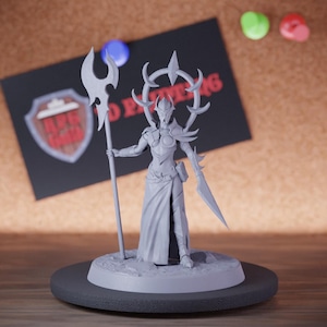 Drow Infantry Miniature Halberd Claw Mini Dungeons and Dragons Mini RPG Tabletop Miniature DnD Painting Pathfinder 5e DnD | Lop